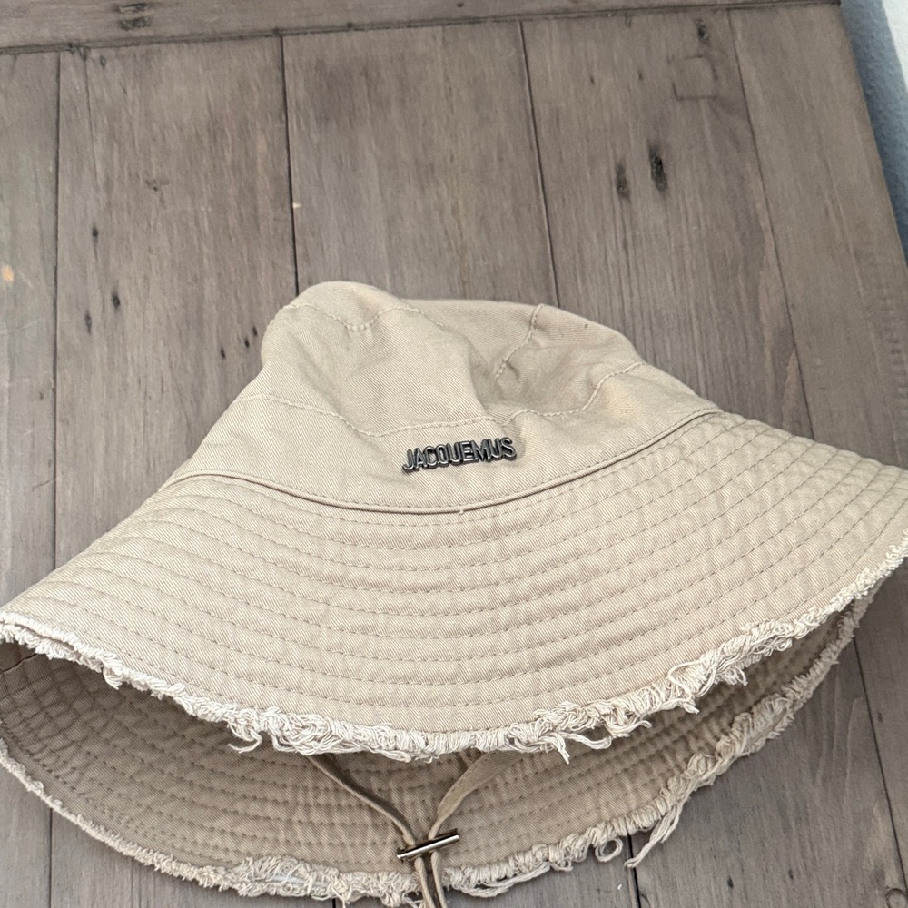 Jacquemus Beige Bucket Hat